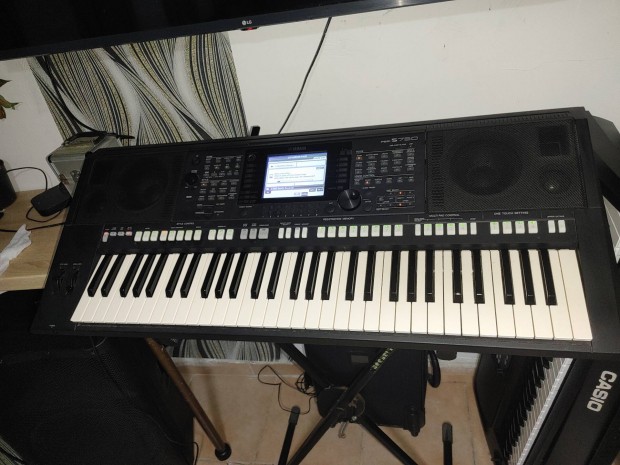 Yamaha psr s750 elado Akcio ma