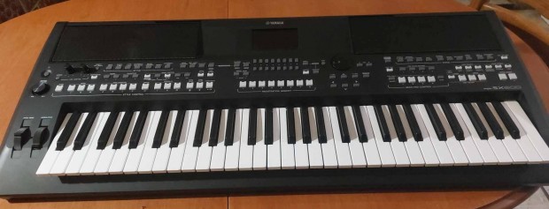 Yamaha psr sx600