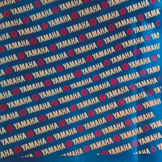 Yamaha selyemkendő