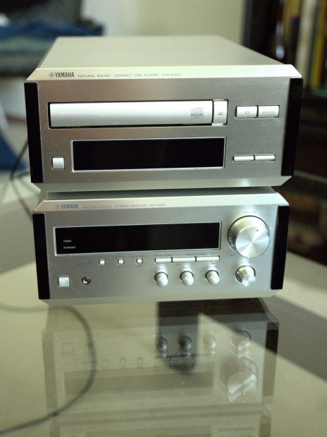 Yamaha stereo receiver RX-E200 + disc player CDX-E100