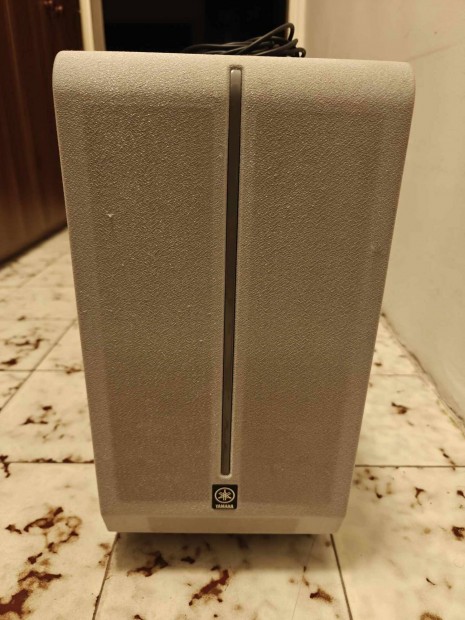 Yamaha sw-P270 mlynyom