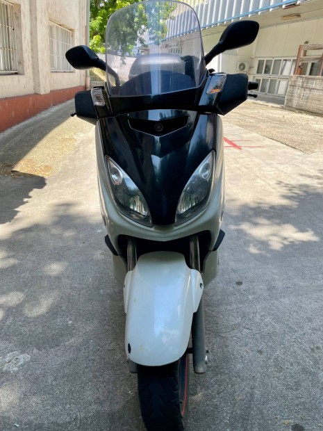 Yamaha x-max 250 xmax mkd motor nagy robog nagyrobog