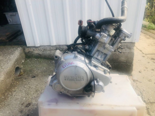 Yamaha xt 125 350 550 600 alkatrészek