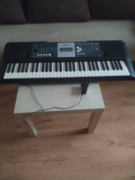 Yamaha ypt 230 szintetiztor 