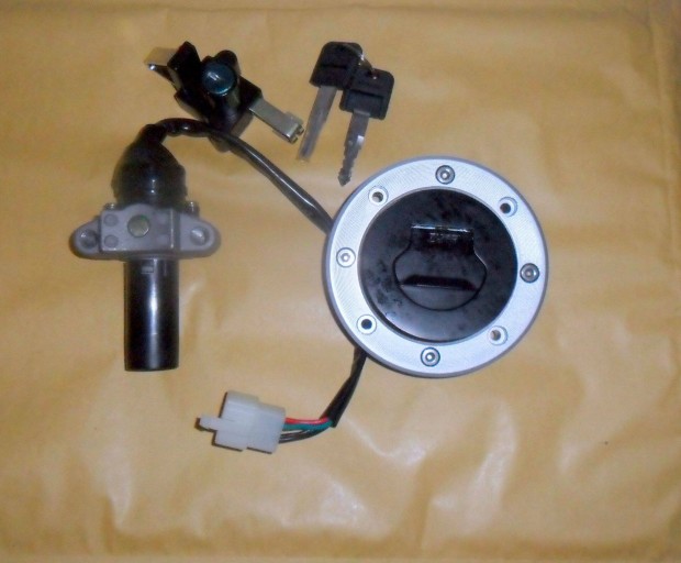 Yamaha z�rk�szlet