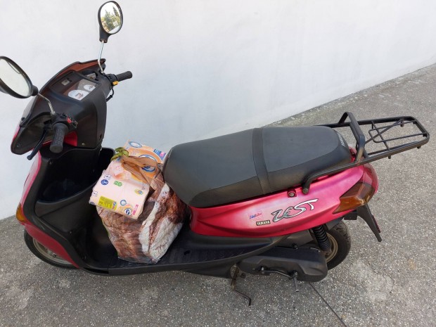 Yamaha zest elad j llapotban 