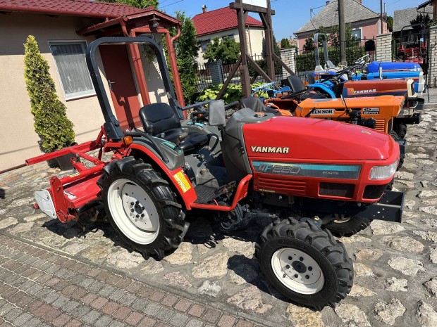 Yanmar AF220 4X4 japn traktor