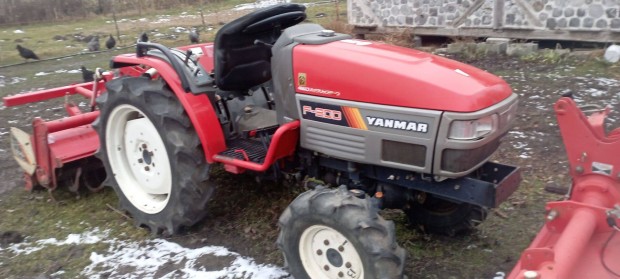 Yanmar F200 4x4 Japn kistraktor Talajmarval