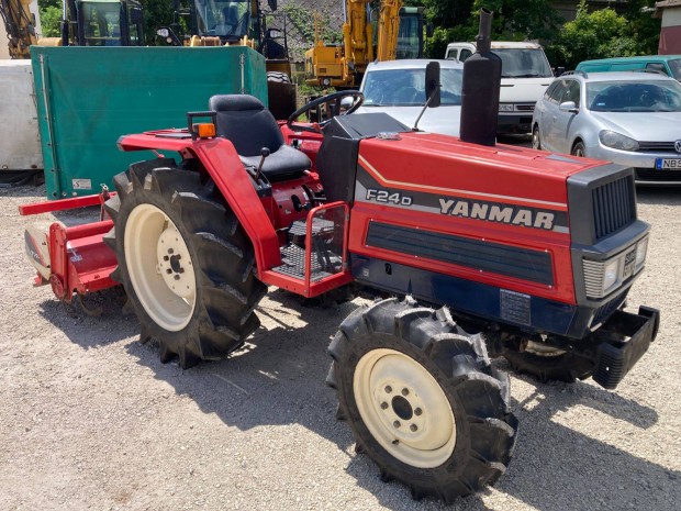 Yanmar F24D 24 lóerős összkerekes Japán kistraktor talajmaróval eladó
