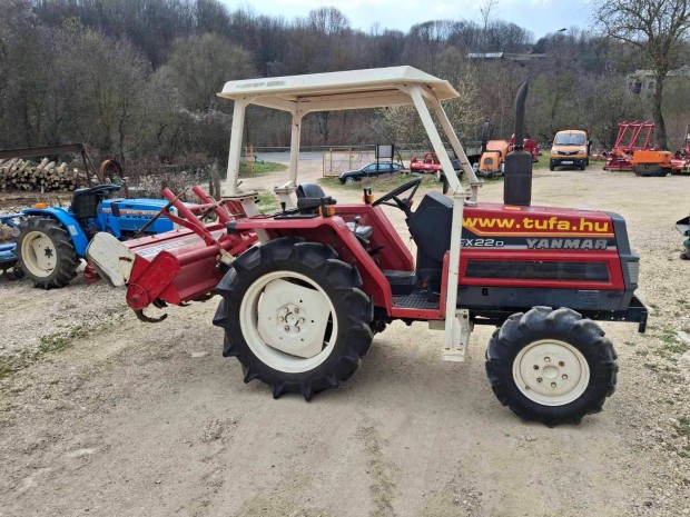 Yanmar FX22D Powershift 22 l�er�s, �sszker�khajt�s� kistraktor