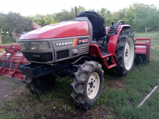 Yanmar F 200 japn kistraktor Talajmarval 20 Le 4x4