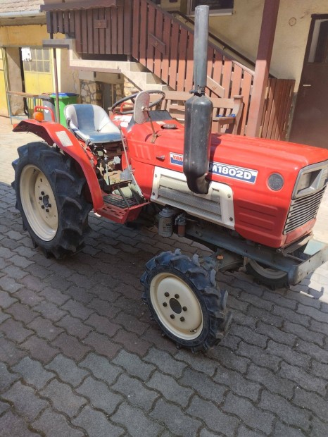 Yanmar YM 1802D japn kis traktor elad