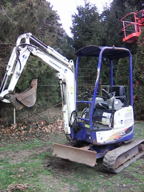 Yanmar kubota bobcat jcb minikotro markolo rokso elado