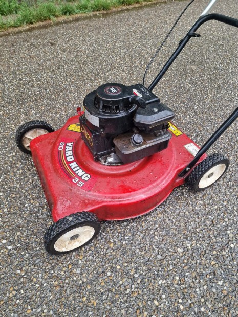 Yard King USA Briggs motoros oldalkidobós fűnyíró