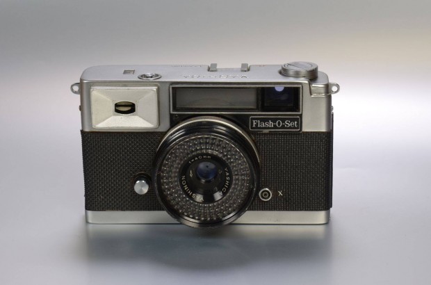 Yashica Flash-O-Set