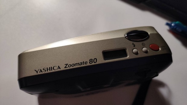 Yashica Zoomate 80 