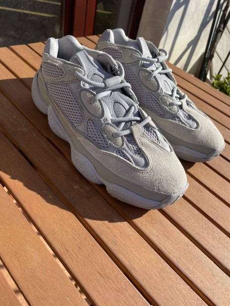 Yeezy 500 stone salt