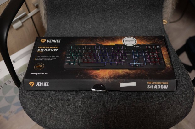 Yenkee Shadow USB gaming világító billentyűzet (magyar)