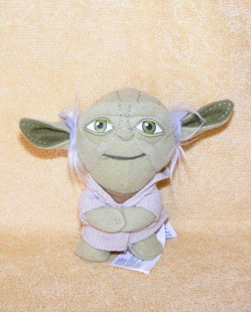 Yoda plss figura kulcstart Star Wars