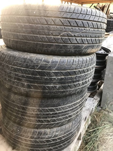 Yokohama 195/55 r15 nyrigumi szett