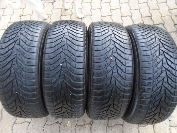 Yokohama Bluearth 205/55R16 tli gumi garnitra elad