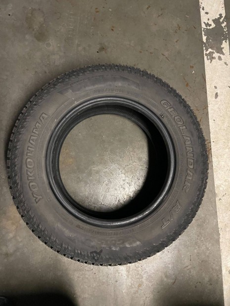 Yokohama Geloandar A/T 205/70 R15