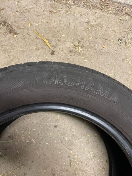 Yokohama Ny�ri Gumiabroncs