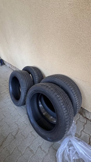 Yokohama S35 235/55 R19 ny�ri gumik