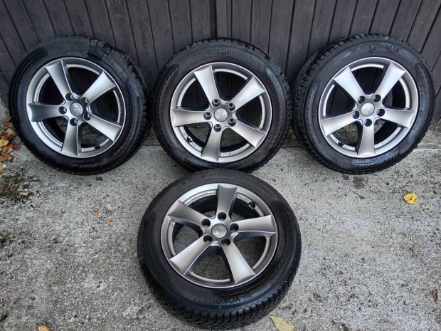 Yokohama tli gumi 205/55/16 Dezent felnivel