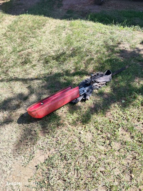 Y�m�lcs�sbe 3 sz�r�fejes fa alatti gyomirt� adapter