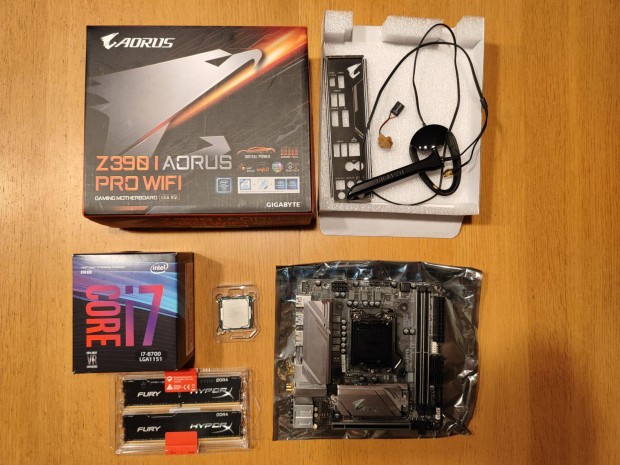 Z390 alaplap + Core i7 8700 + 2*16GB DDR4 Kingston memória