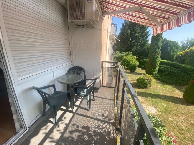 ZALAKAROSBAN - a gy�gyf�rd�t�l p�r perc s�t�ra - fel�j�tott