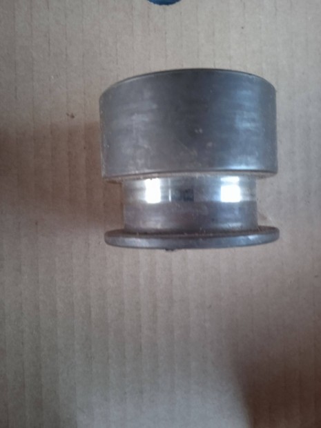 ZF v�lt� h�vely elad�