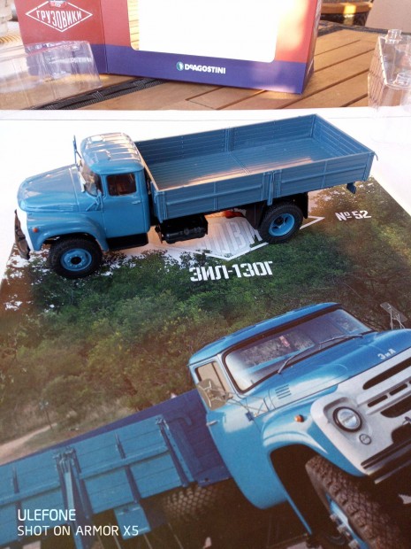 ZIL 130 G hosszú platós 1/43 Deagostini Új!!! Újsággal!!!