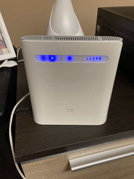 ZTE MF286R Wireless 3G/4G LTE+ Router Fggetlen!