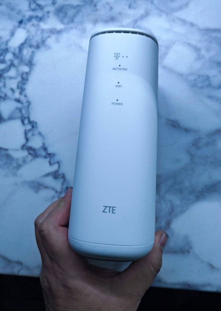 ZTE MF289F Wireless Dual-Band Gigabit LTE Router