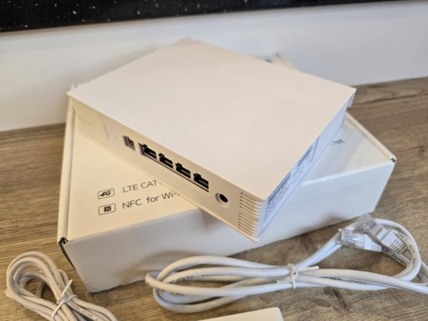 ZTE MF297D sim kártyás 4G asztali wifi router