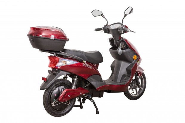 ZT-27 Warrior elektromos robog� v�laszthat� akkuval