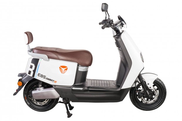 ZT-33A-B-C E8 Ztech Elektromos Robogó 2300W-3000W 72V 23-38Ah