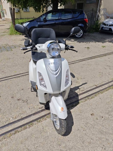 Z-Tech ZT-15-D Trilux Elektromos Háromkerekű 900W 48V 20AH - Ólomsavas