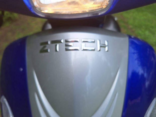 Z-Tech elektromos moped