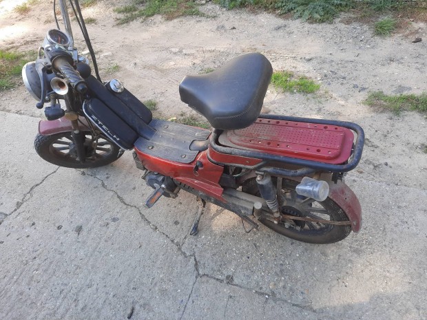 Z-tech 50cm2 moped elad