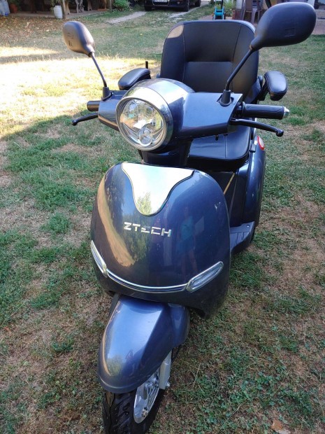 Z-tech elektromos robog