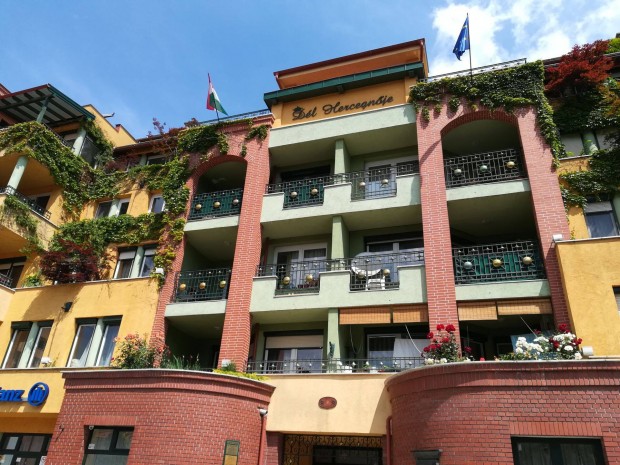 Zalaegerszeg pr�mium belv�rosi lak�s kiad� hossz� t�vra