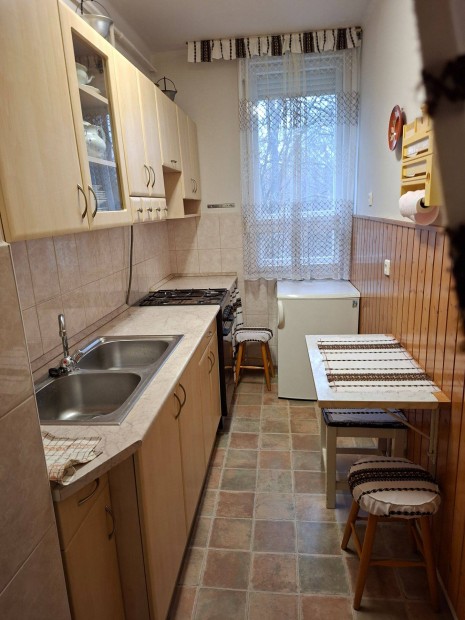 Zalaegerszegen �tlagosn�l jobb �llapot� lak�s