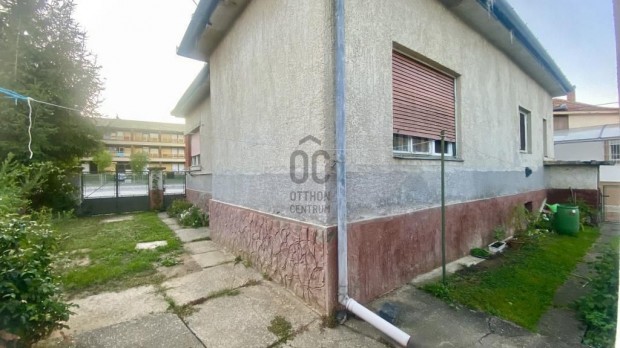 Zalaegerszegi 90 nm-es h�z elad�