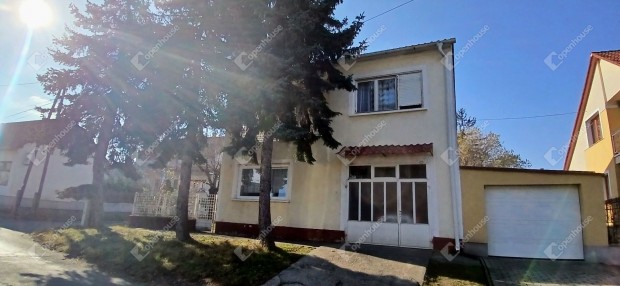 Zalaegerszegi elad� 158 nm-es h�z