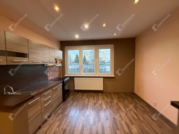 Zalaegerszegi elad� 57 nm-es lak�s