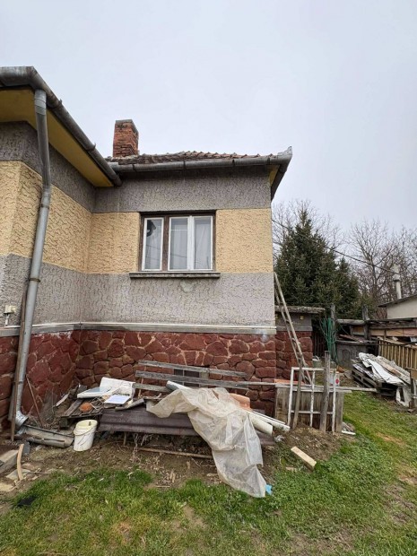 Zalaegerszegt�l 9 km t�vols�gra 80 m2-es h�z elad�!