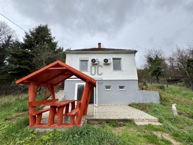 Zalakarosi elad� 52 nm-es h�z